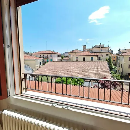 Casa Di Kaixin * Μέστρε